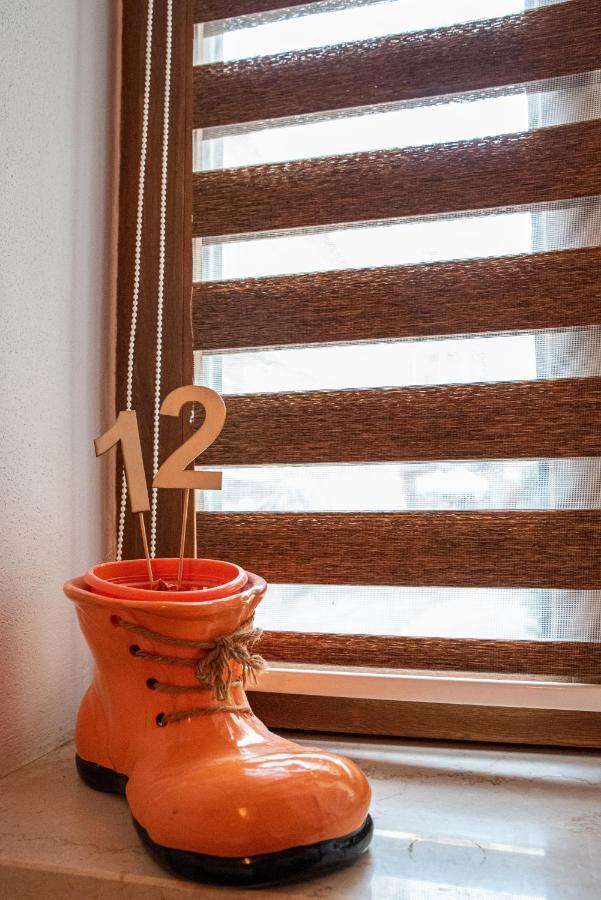 Luky 12 Apartment Брашов Екстериор снимка